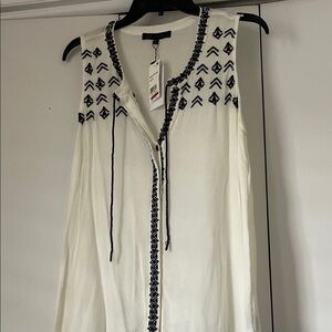 Sanctuary White Sleeveless Tunic with Black Embroidery